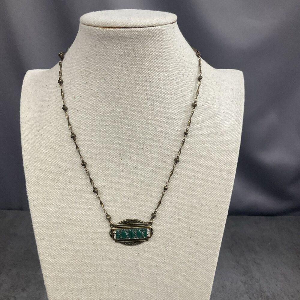 Grandmothers Buttons Art Deco Necklace